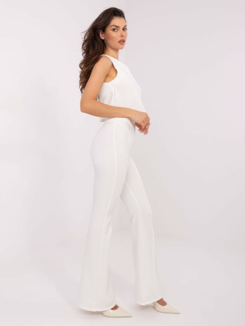 Komplet DHJ-KMPL-6323.18 ecru M