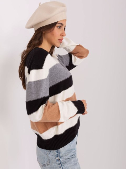 Czapka AT-CZ-231305.82P