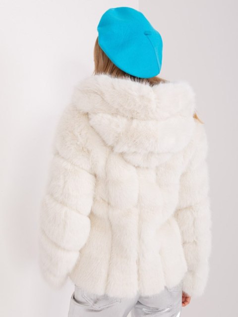 Czapka AT-CZ-231305.85P