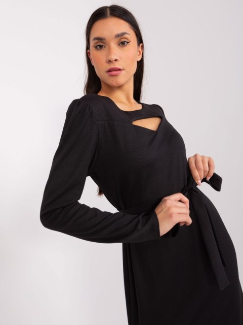 Sukienka LK-SK-509447.75P czarny S/M